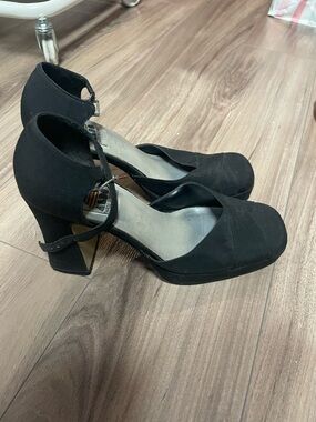 Vintage 90s Aldo Black Mary Jane Block Heel Pumps size 38